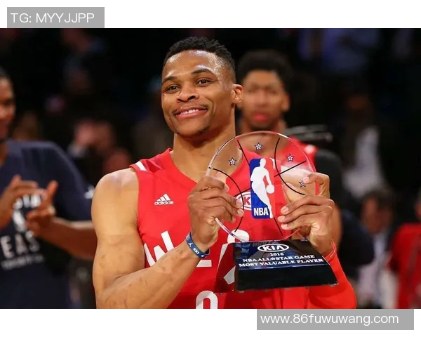 布鲁克洛佩斯：从NBA巨星到篮球战术的多面手探索之旅