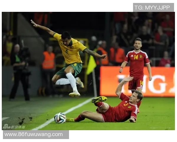 新浪直播中国足球比赛精彩瞬间全程回放与分析