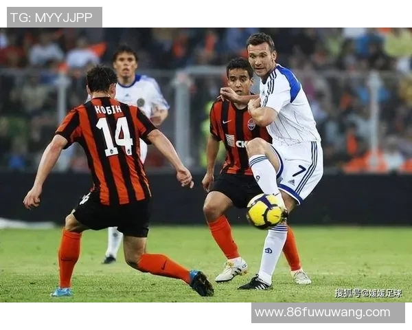 磐田喜悦与东京绿茵2018赛季精彩对决回顾与分析